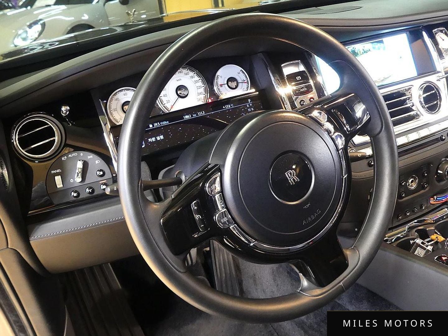 Rolls-Royce Wraith 2016 — миниатюра 12