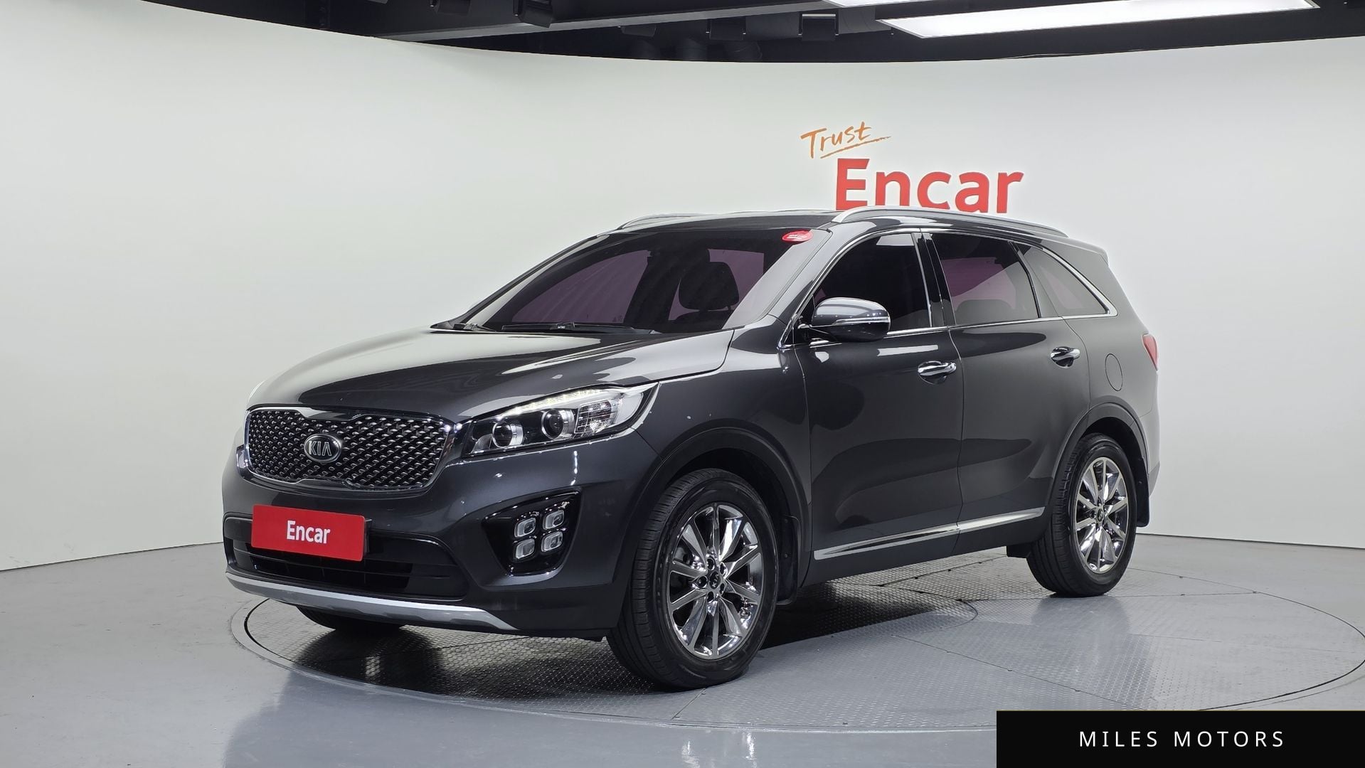 Kia Sorento 2017 — фото 1 из 12
