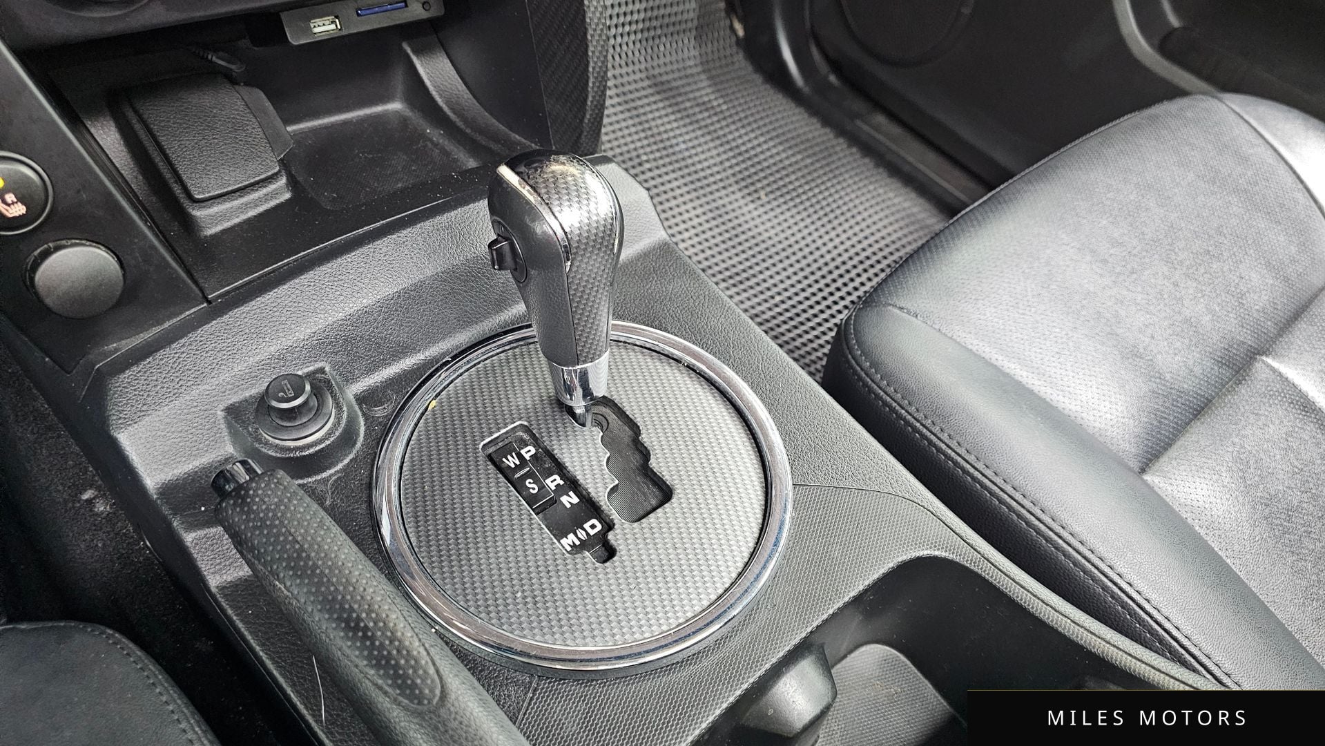 KG Mobility KORANDO 2015 — миниатюра 9