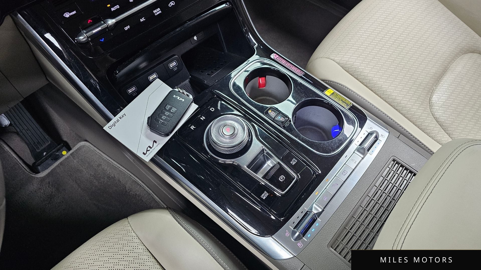 Kia Carnival 2023 — миниатюра 9