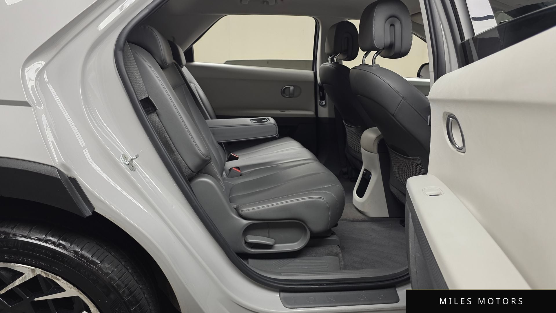 Hyundai Ioniq5 2023 — миниатюра 12