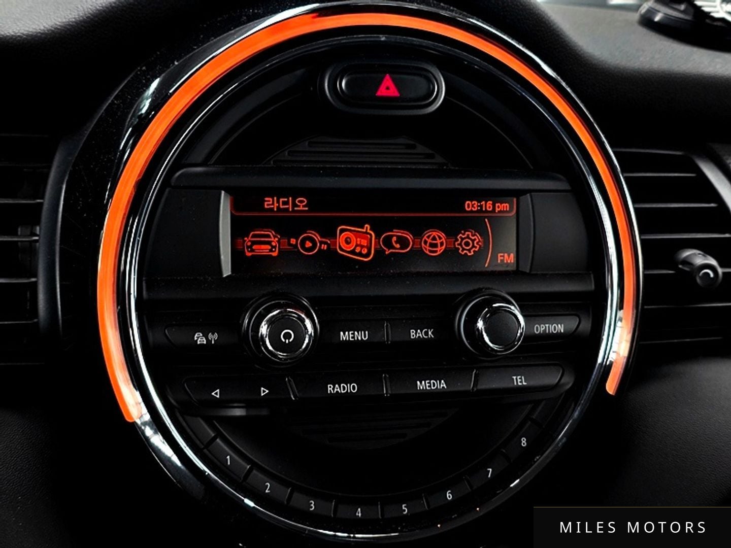 MINI Cooper D 2015 — миниатюра 8