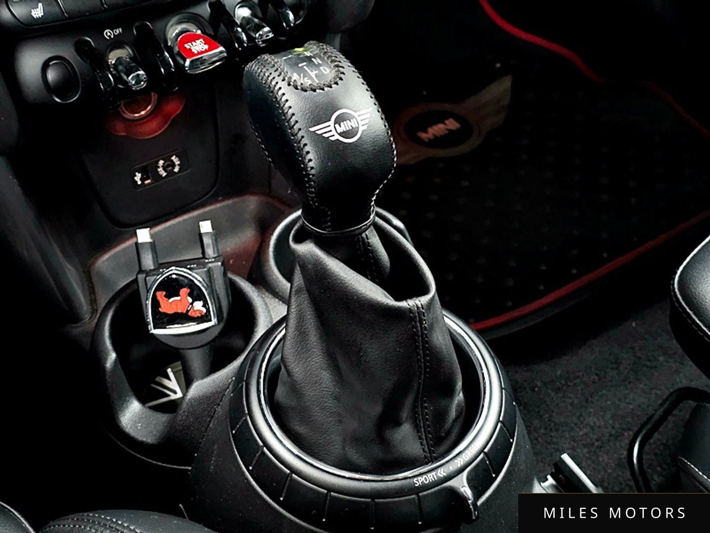 MINI Cooper D 2015 — миниатюра 10