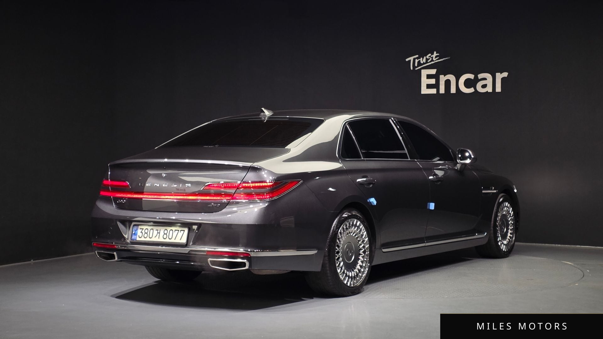 Genesis G90 2021 — миниатюра 2