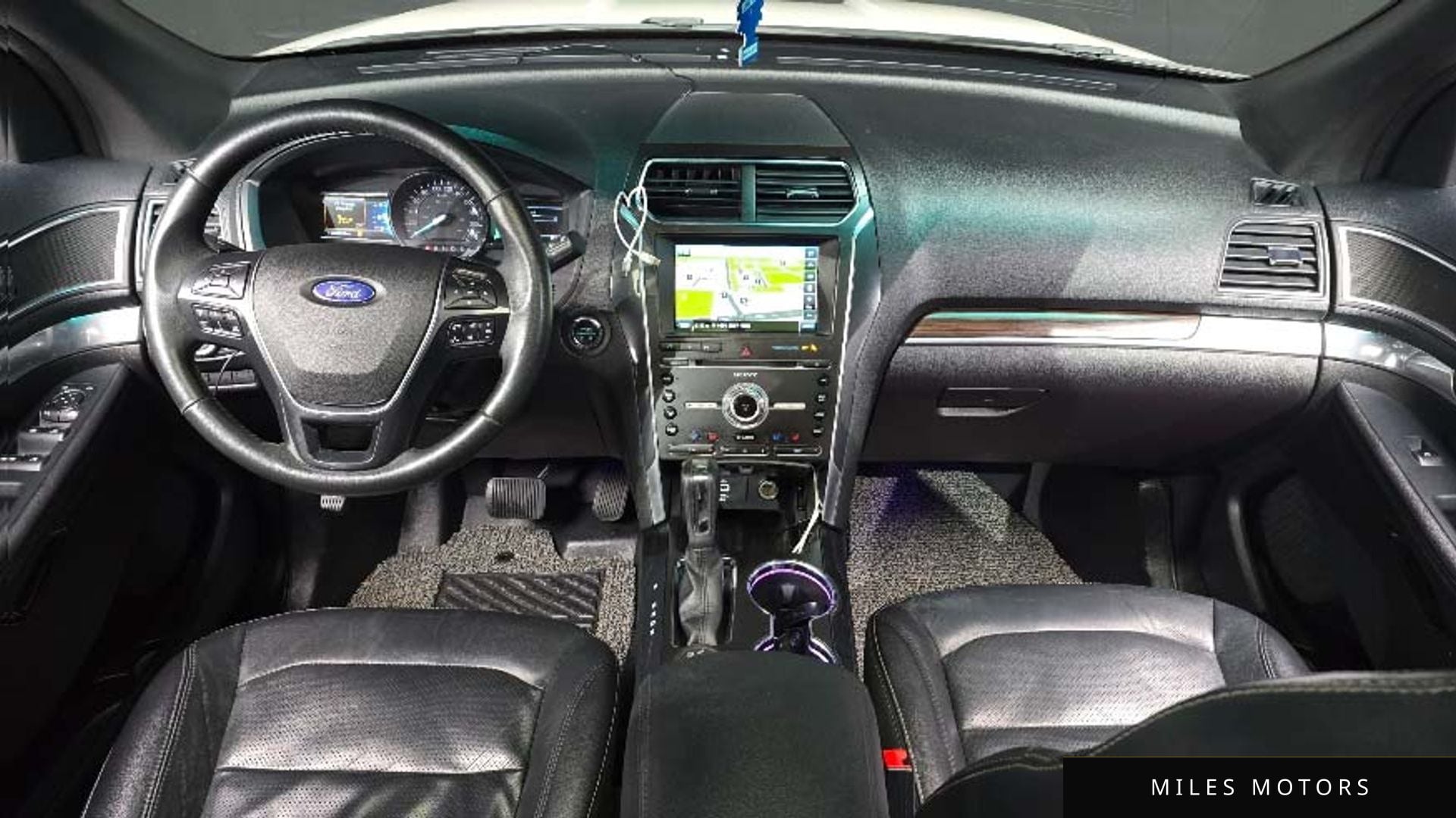 Ford Explorer 2016 — миниатюра 7