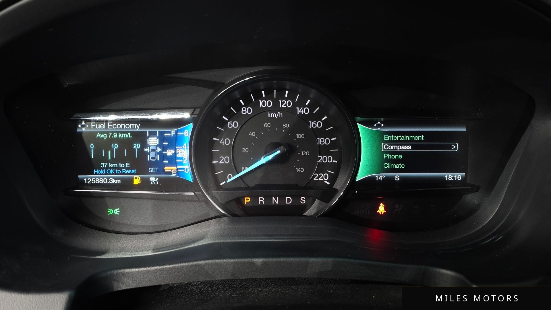 Ford Explorer 2016 — миниатюра 8