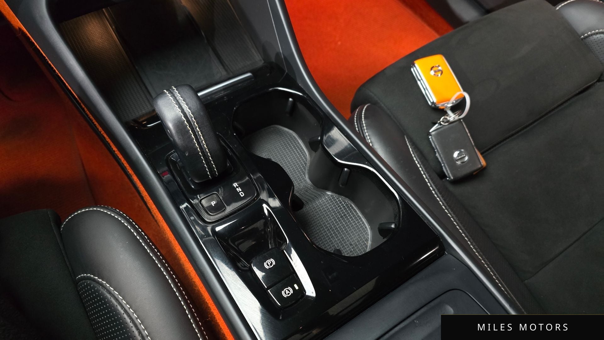 Volvo XC40 2021 — миниатюра 9