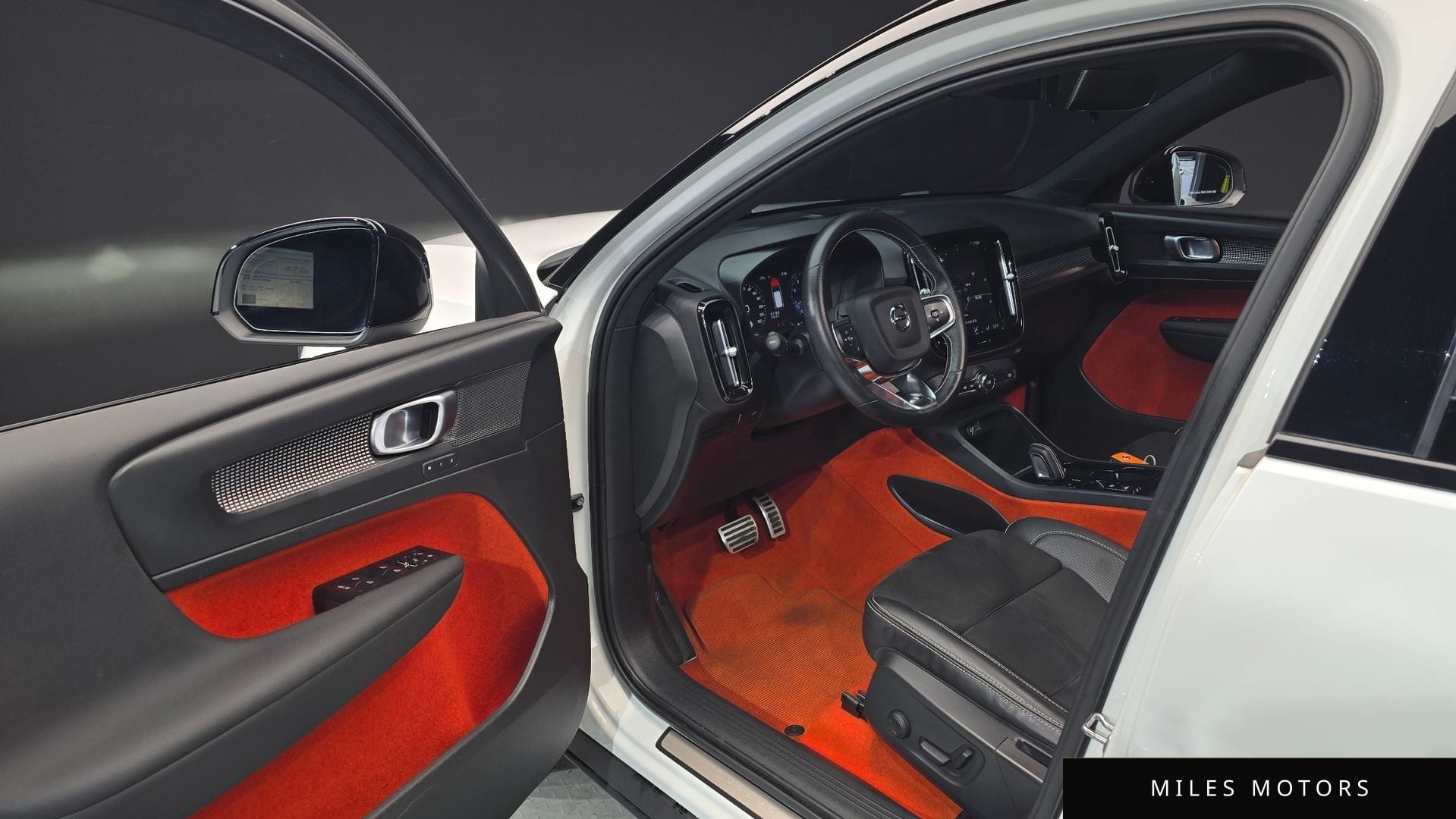Volvo XC40 2021 — миниатюра 11
