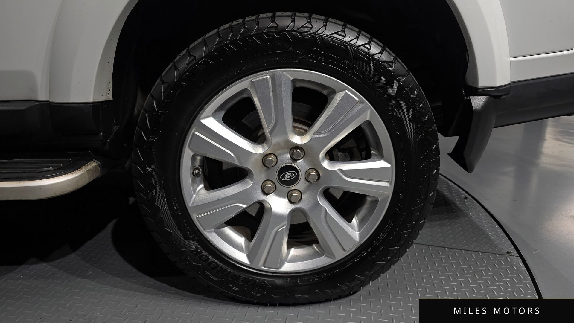 Land Rover Discovery 2015 — миниатюра 5