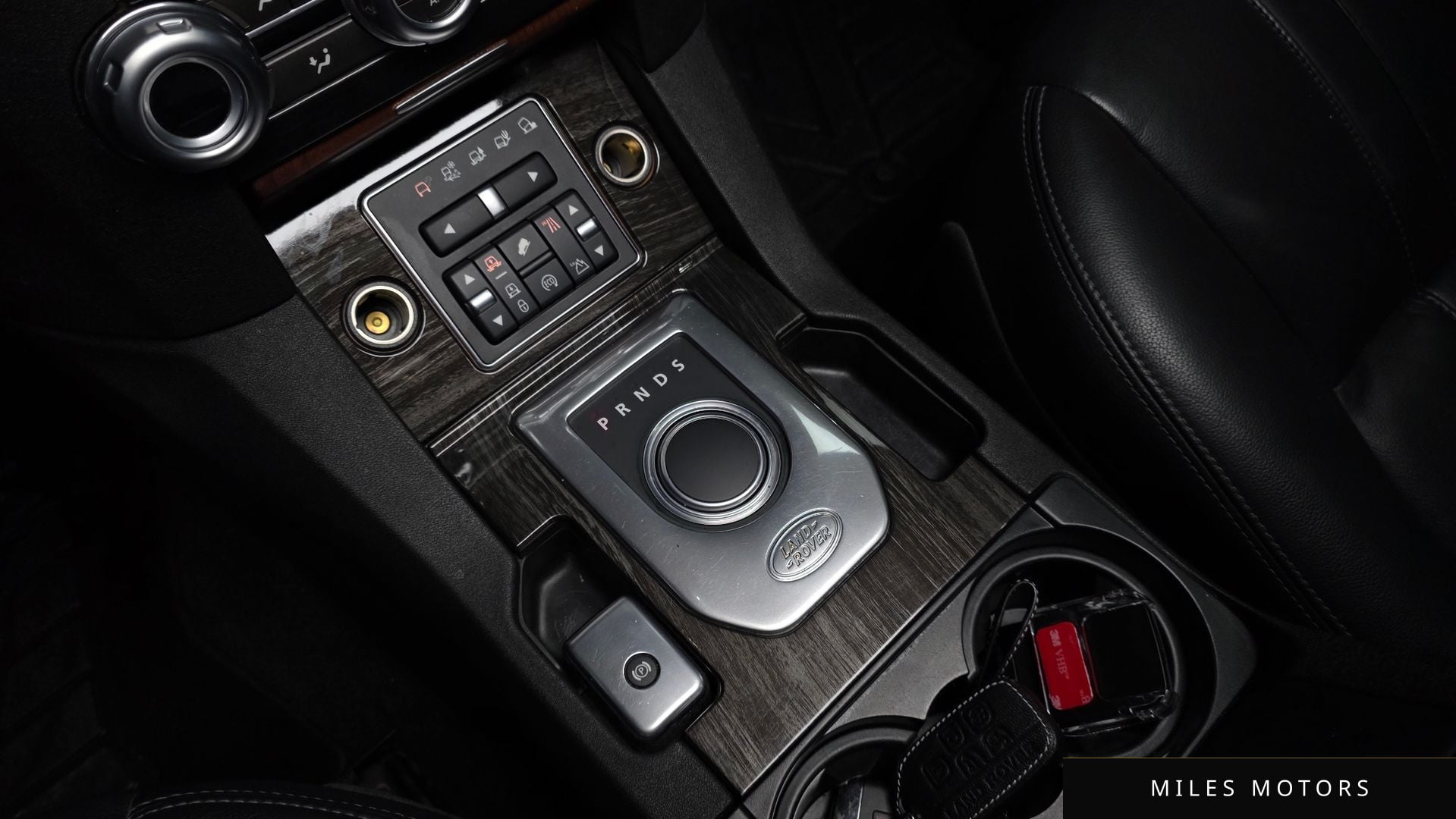Land Rover Discovery 2015 — миниатюра 9