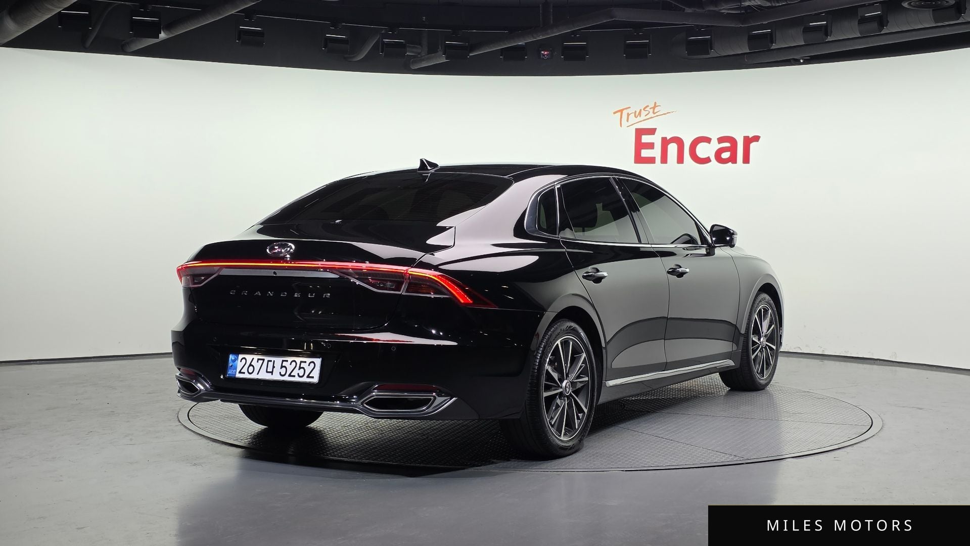 Hyundai Grandeur 2022 — миниатюра 2