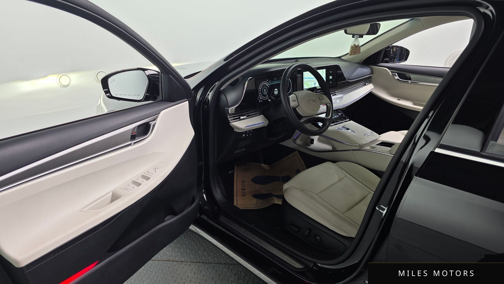 Hyundai Grandeur 2022 — миниатюра 11