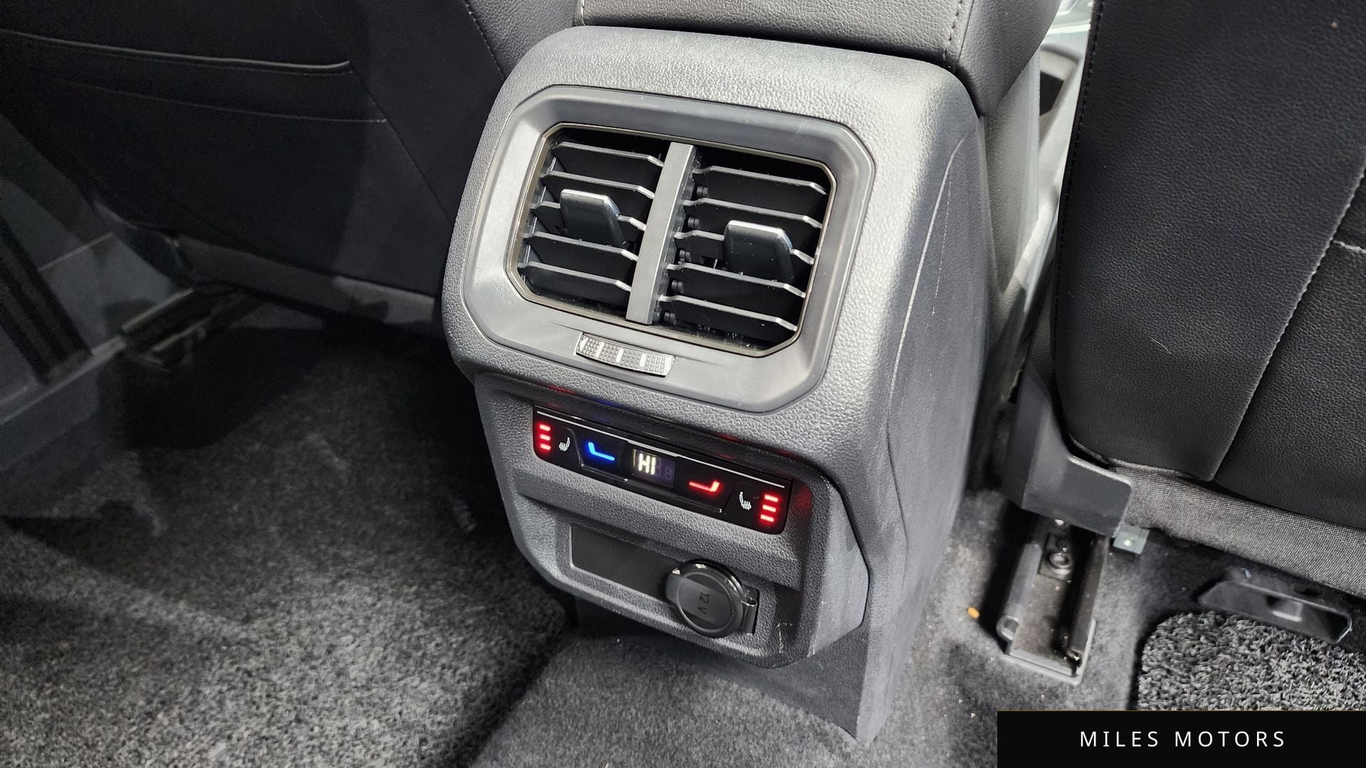 Volkswagen 티구안 올스페이스 2023 — миниатюра 18