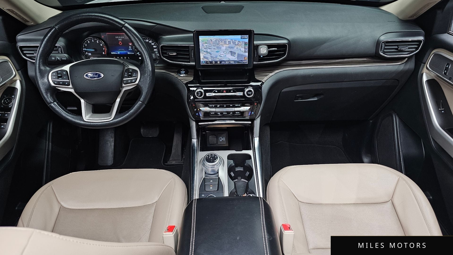 Ford Explorer 2021 — миниатюра 7