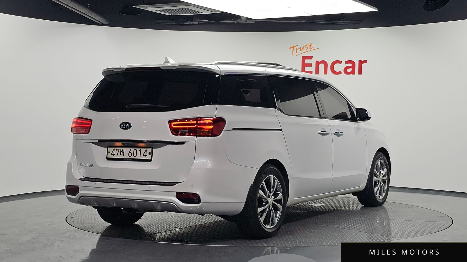 Kia Canival 2019 — миниатюра 2
