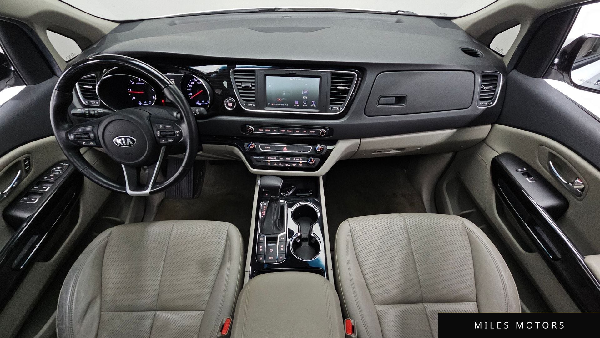 Kia Canival 2019 — миниатюра 7