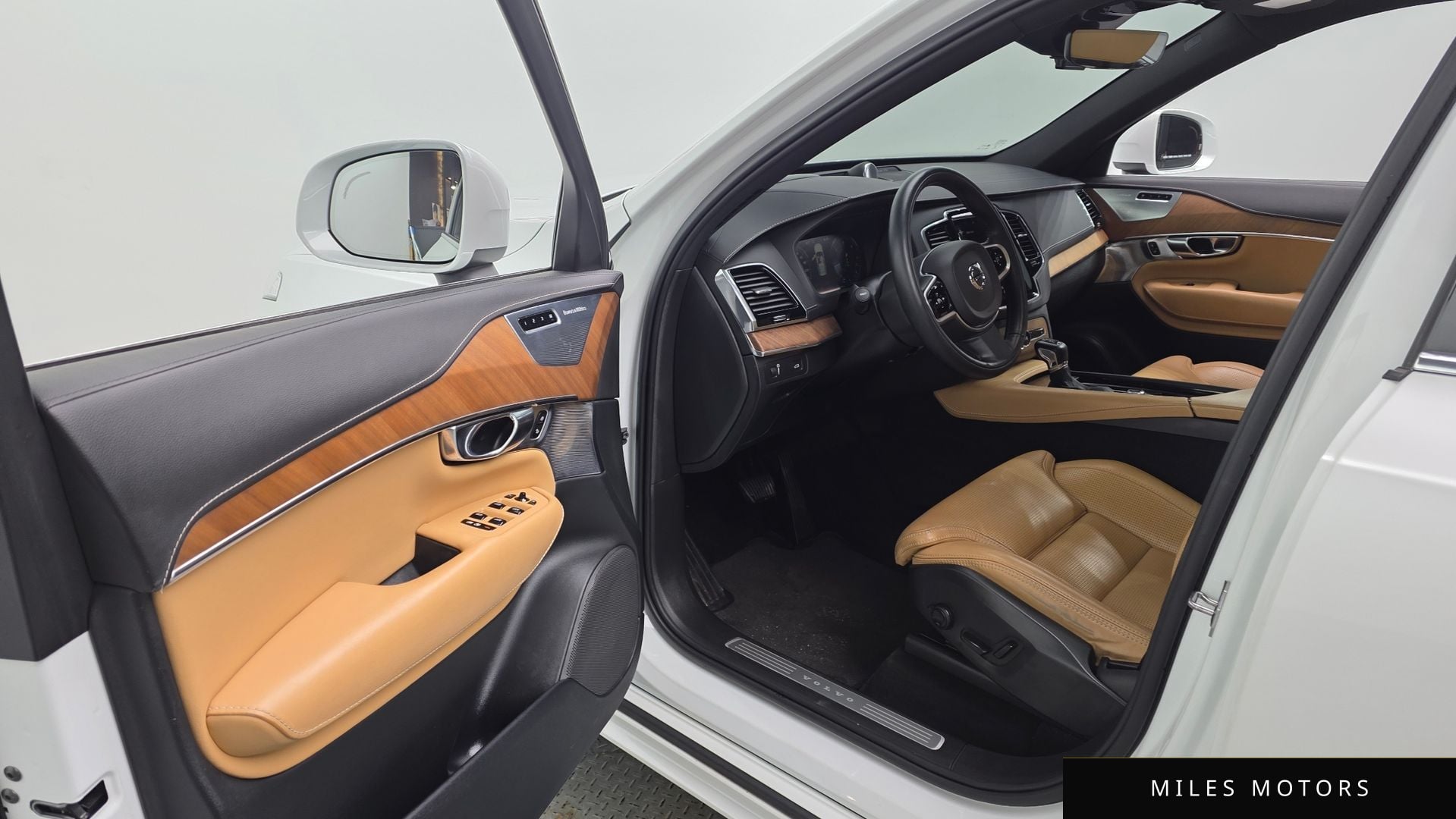 Volvo XC90 2020 — миниатюра 10