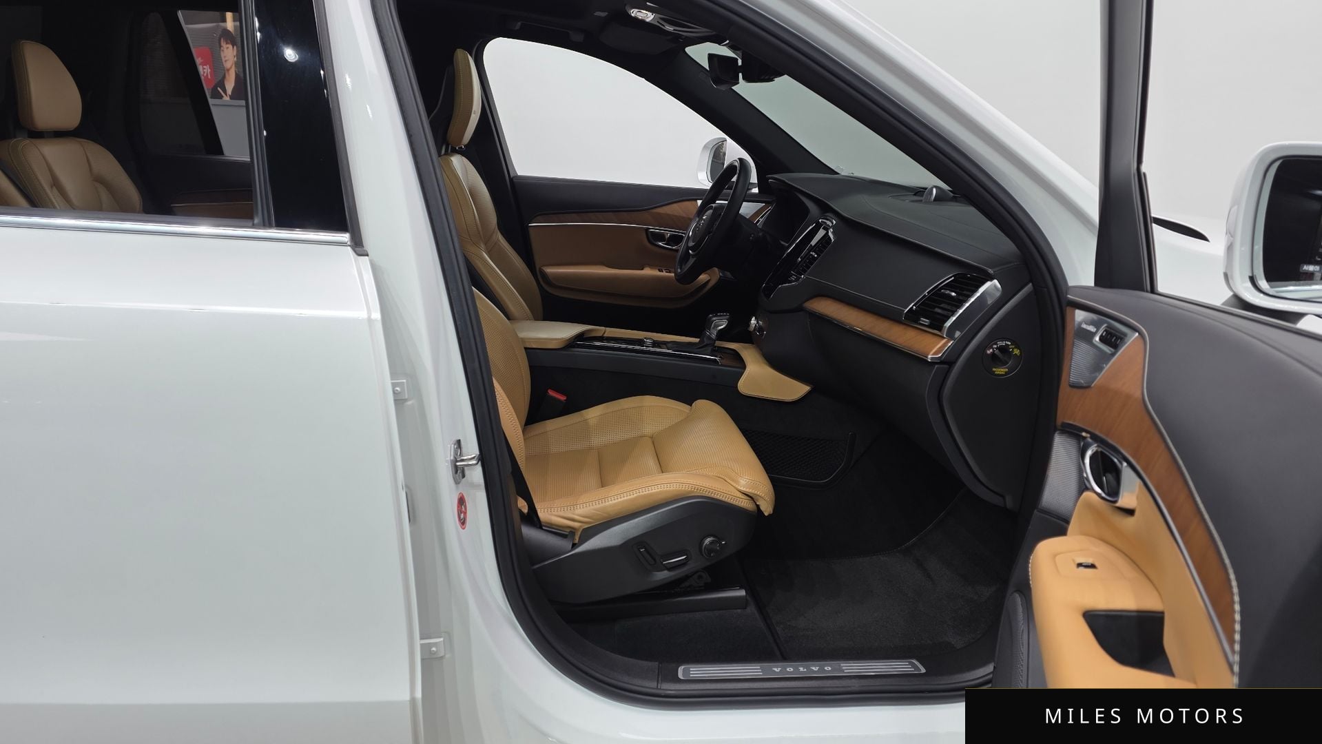 Volvo XC90 2020 — миниатюра 11
