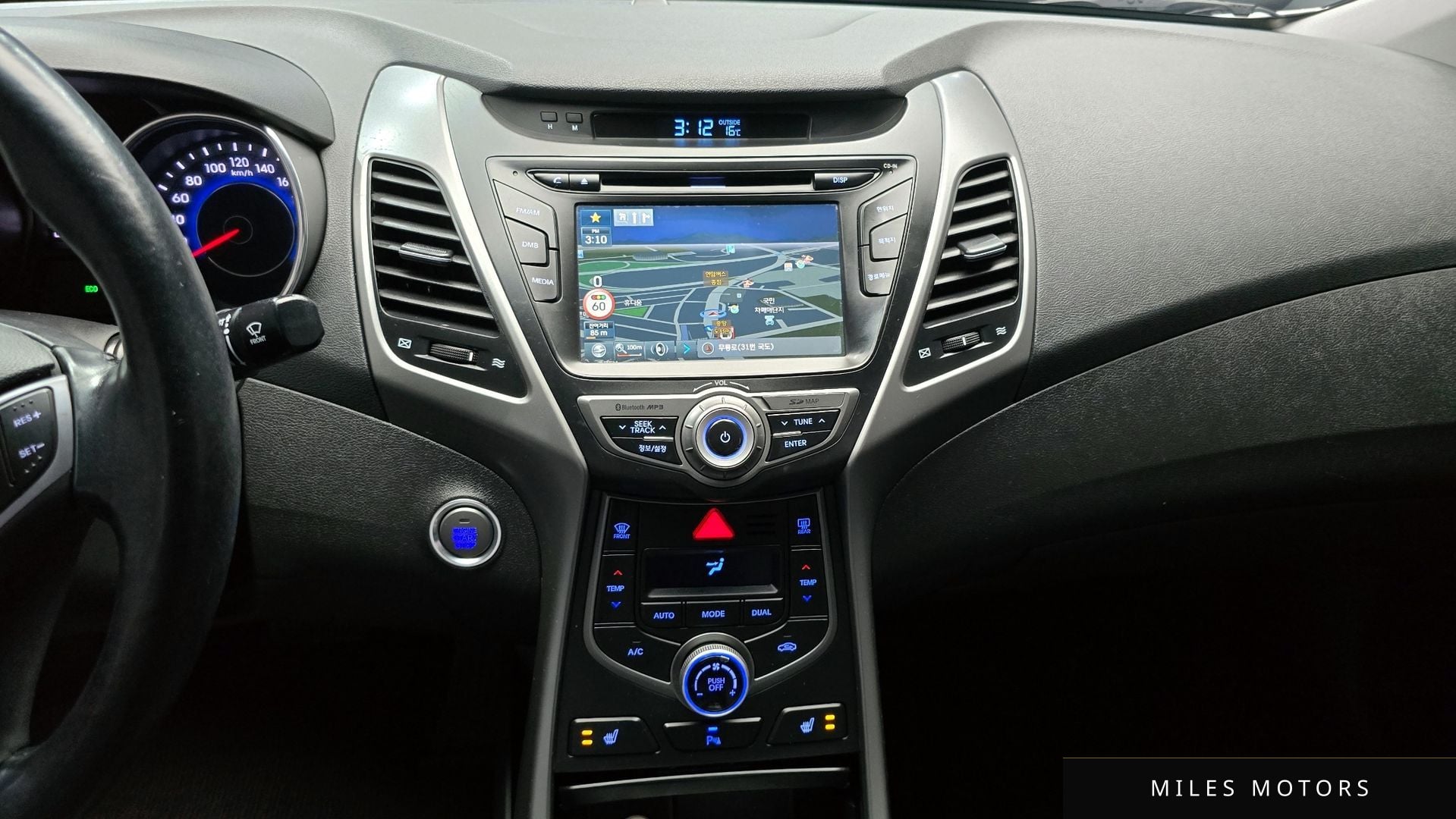 Hyundai AVANTE 2015 — миниатюра 12