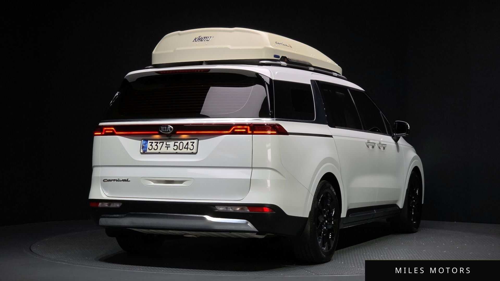 Kia Carnival 2021 — миниатюра 2