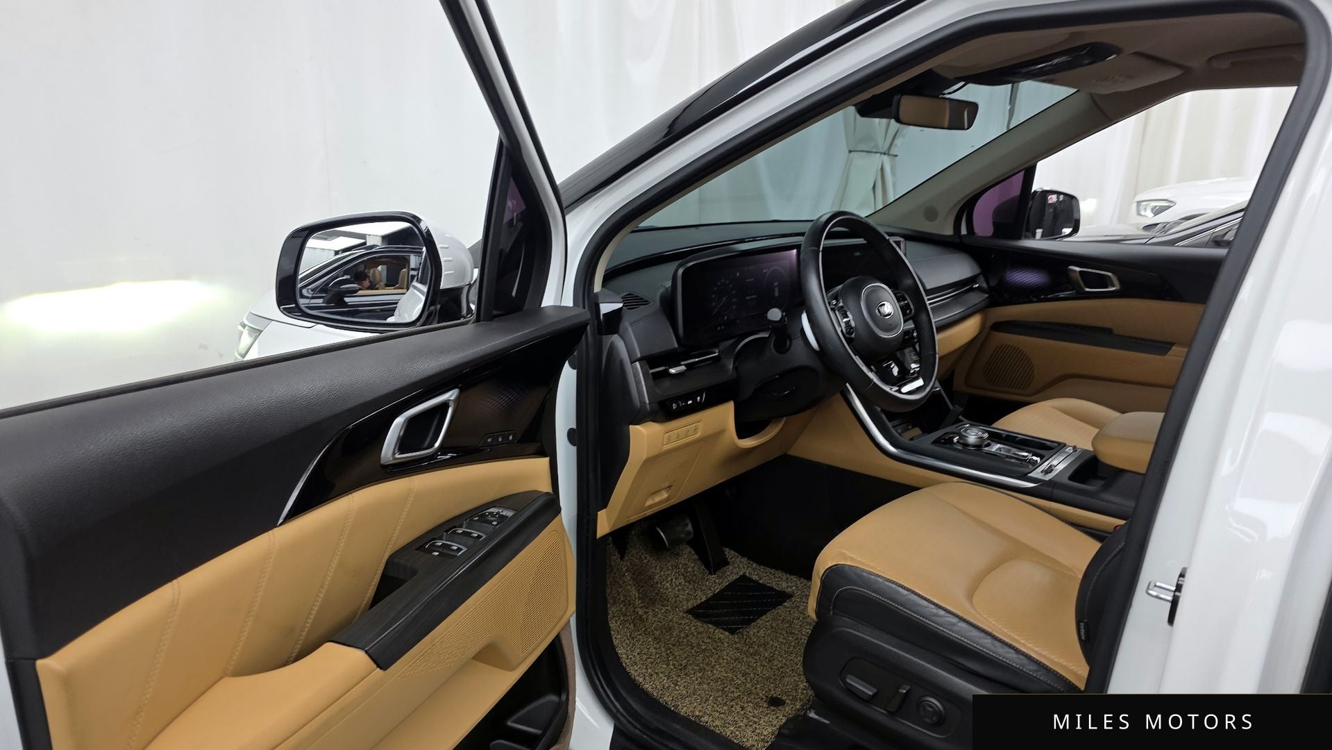 Kia Carnival 2021 — миниатюра 10