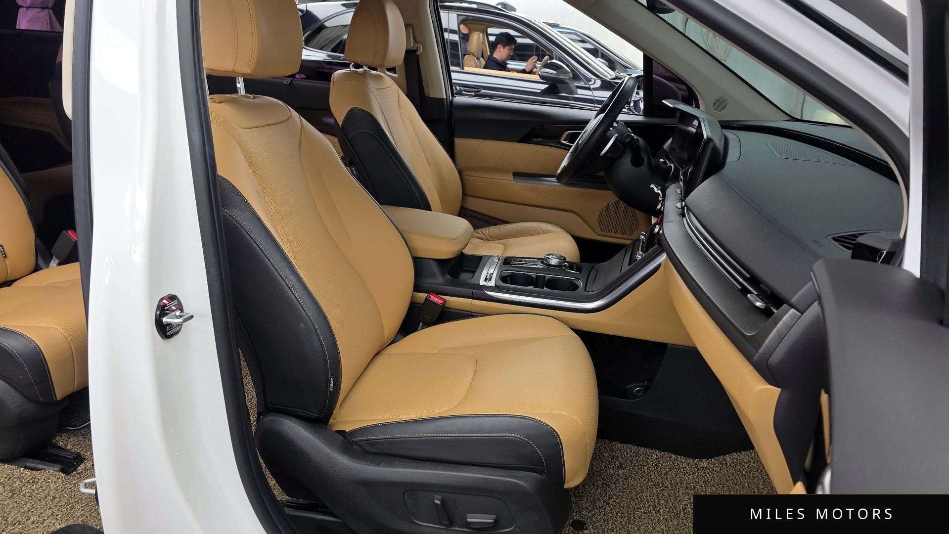 Kia Carnival 2021 — миниатюра 11