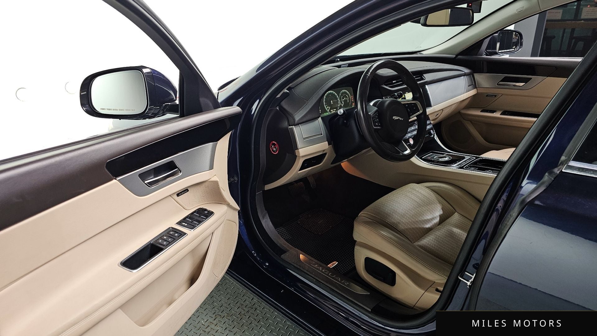 Jaguar XF (X260) 2018 — миниатюра 11