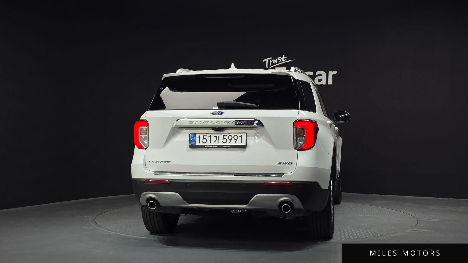 Ford Explorer 2023 — миниатюра 4
