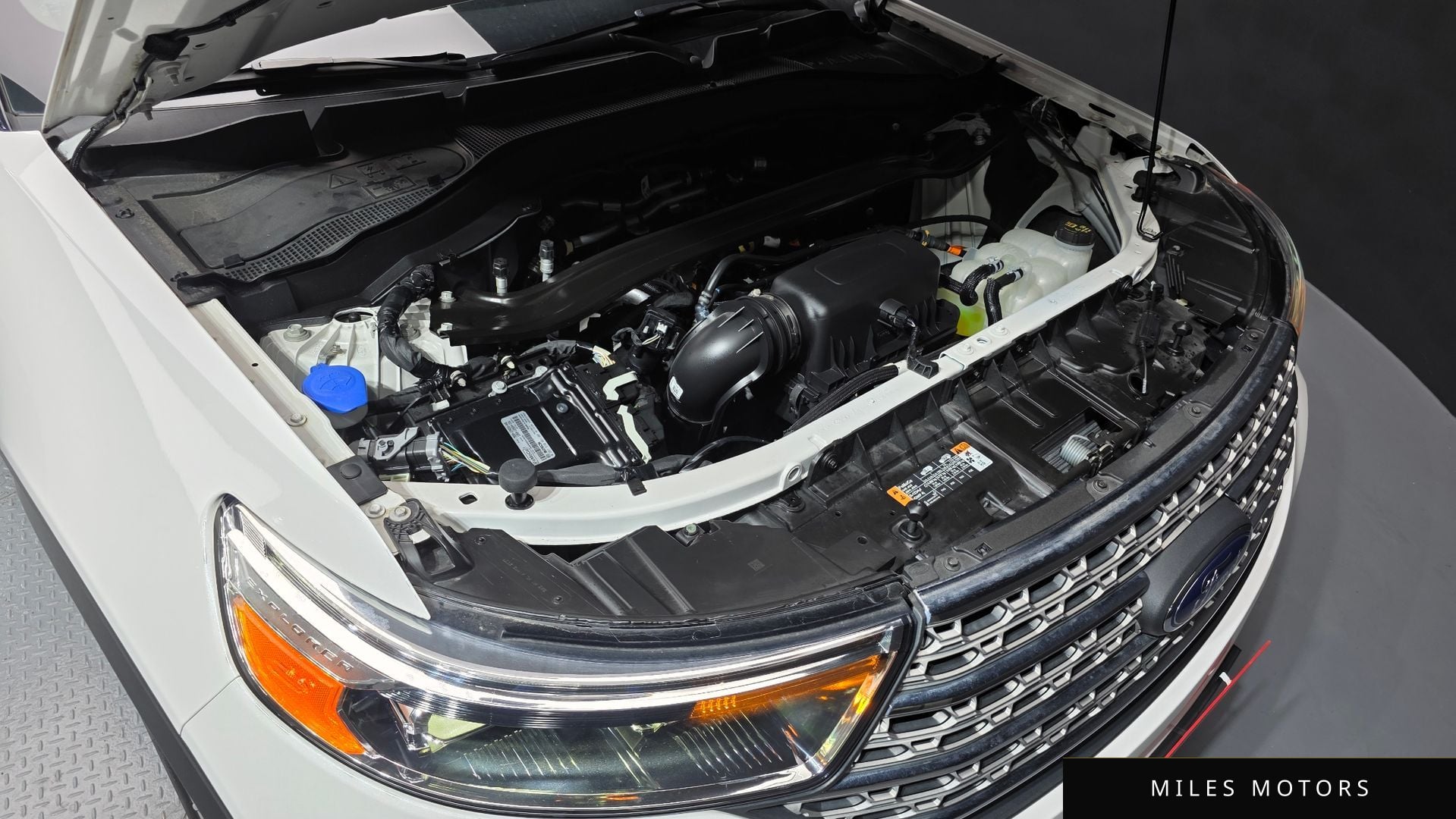 Ford Explorer 2023 — миниатюра 6