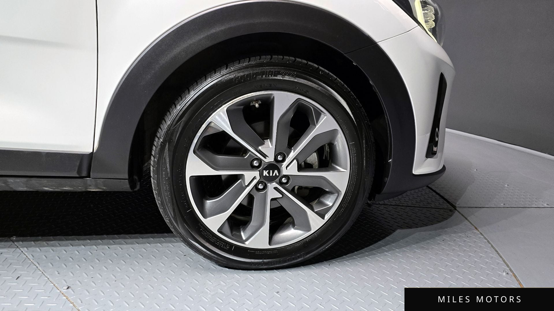Kia Stonic 2018 — миниатюра 5