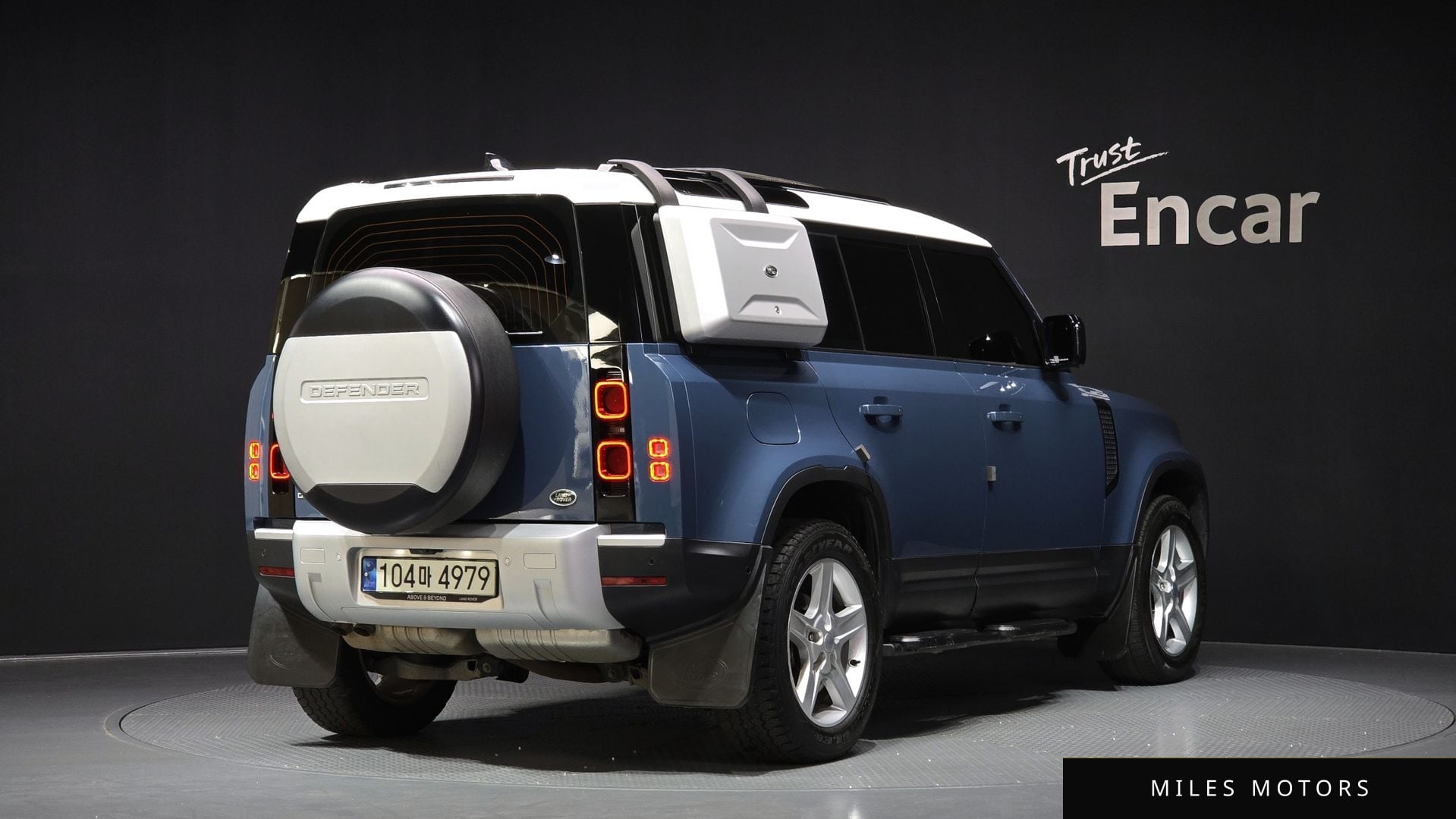 Land Rover Defender 2022 — миниатюра 2