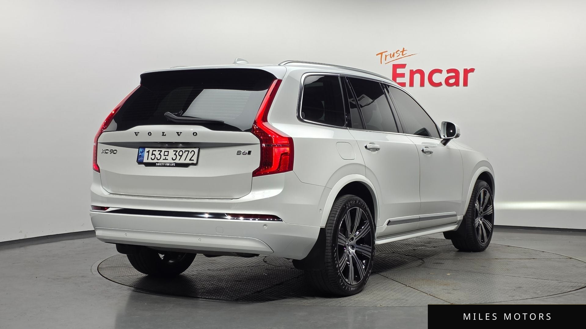 Volvo XC90 2023 — миниатюра 2