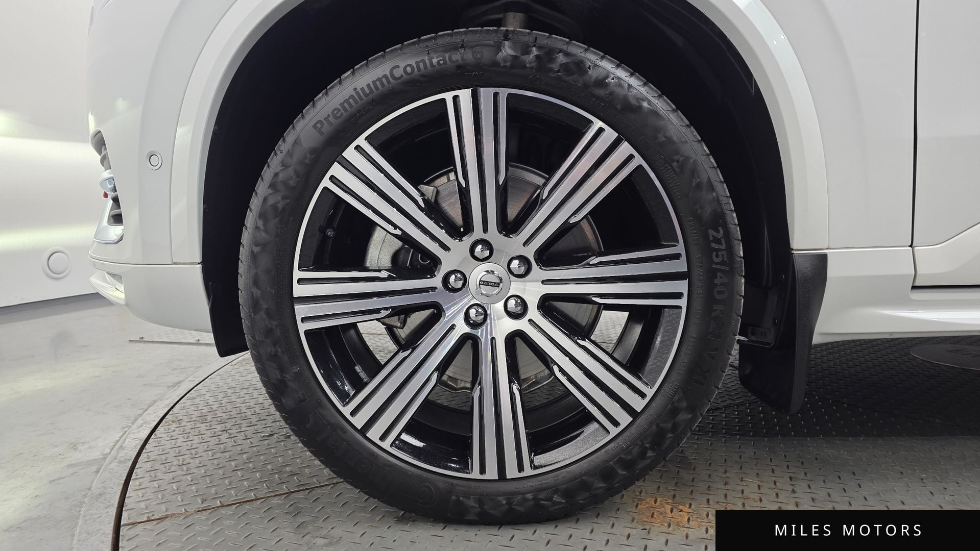 Volvo XC90 2023 — миниатюра 5