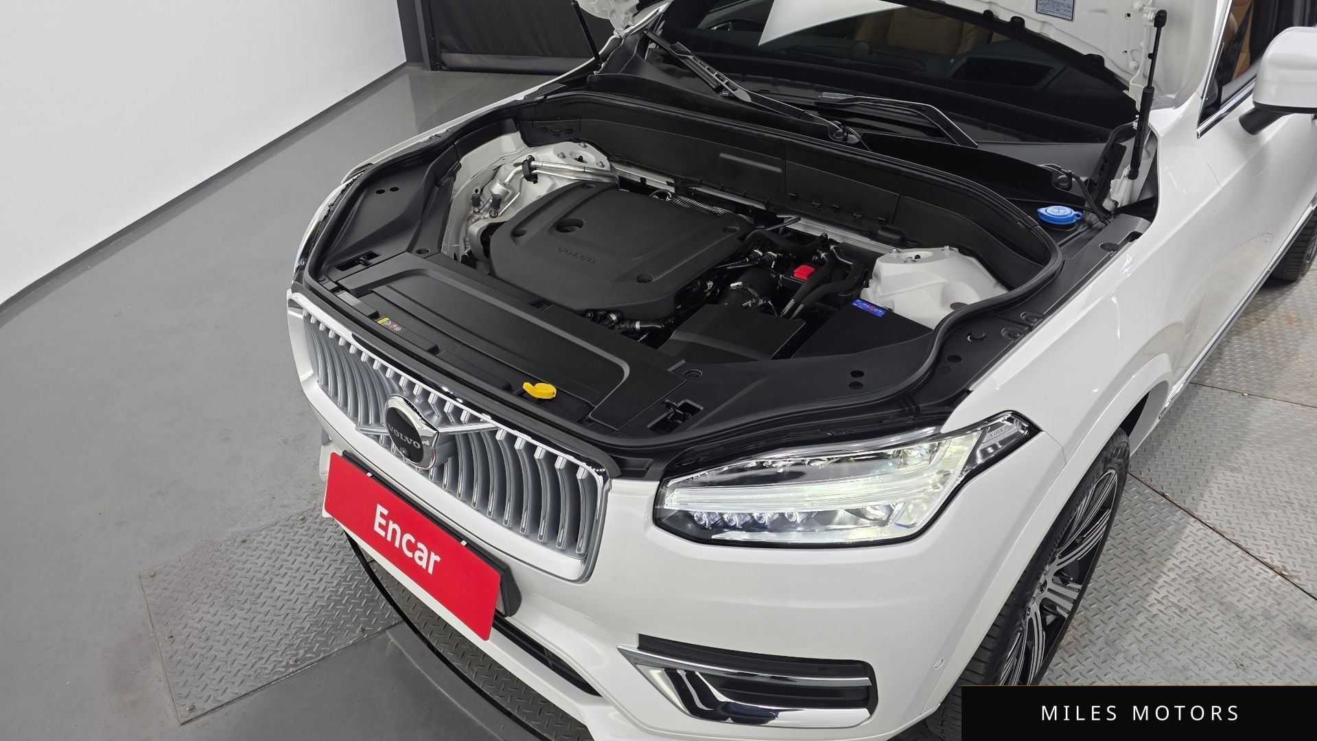 Volvo XC90 2023 — миниатюра 6