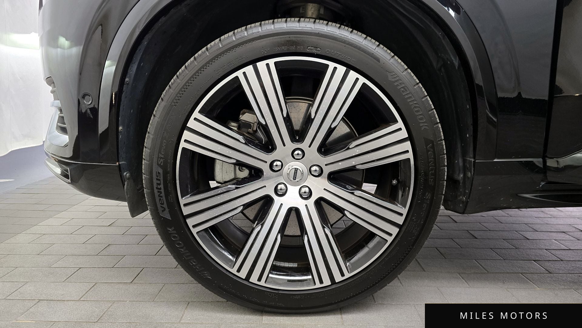 Volvo XC90 2023 — миниатюра 5