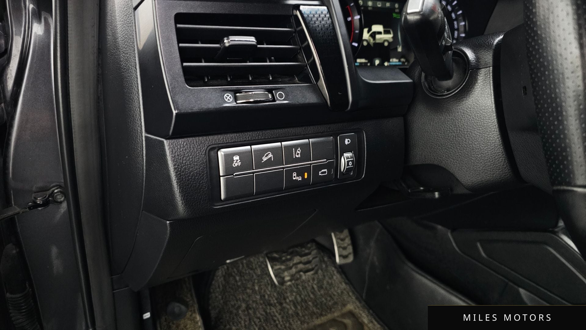 KG Mobility Rexton 2021 — миниатюра 17