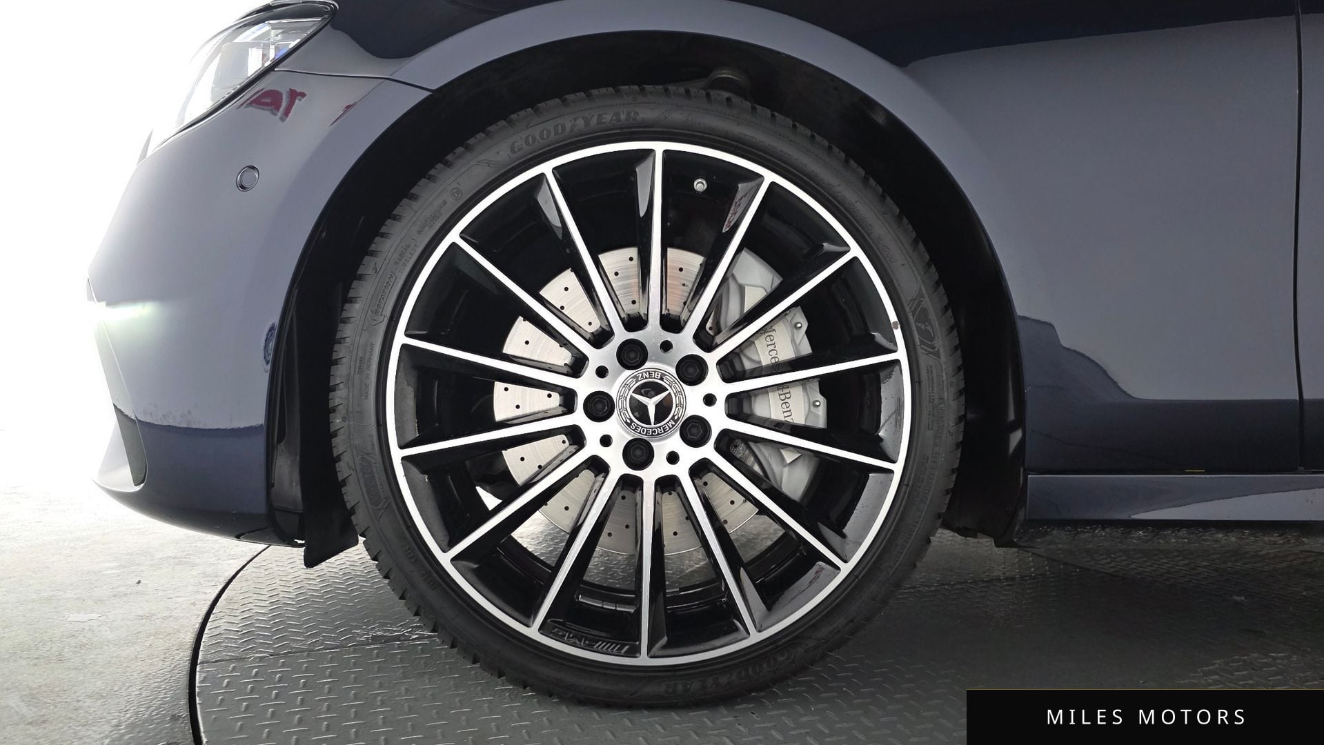 Mercedes-Benz E-Class W213 2023 — миниатюра 4