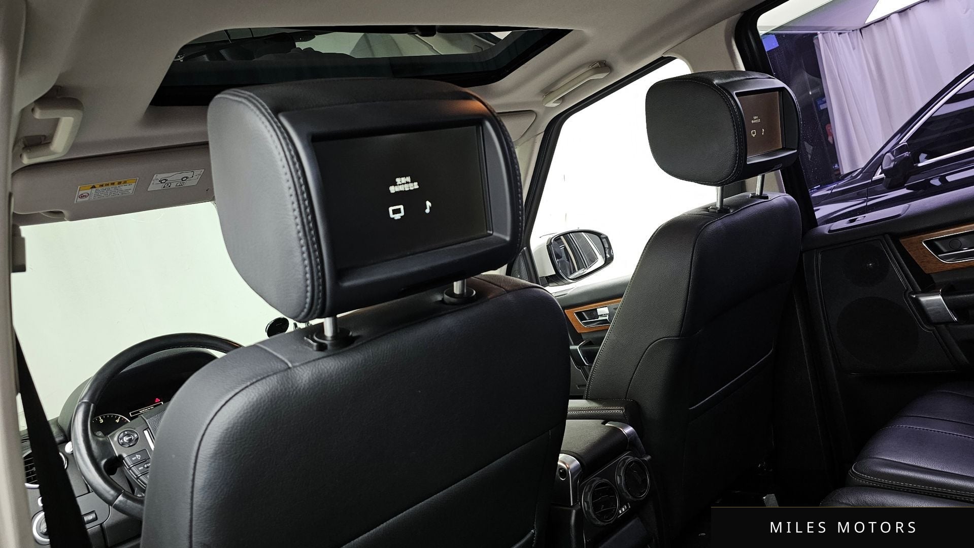 Land Rover Discovery 2015 — миниатюра 17