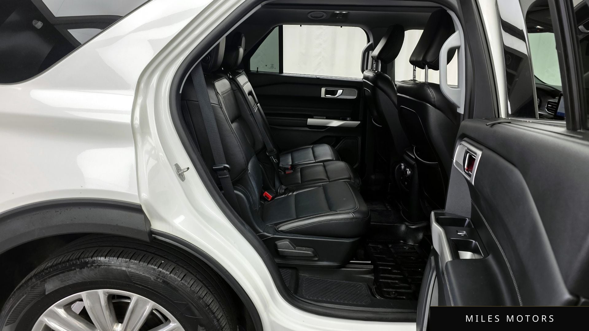 Ford Explorer 2020 — миниатюра 12