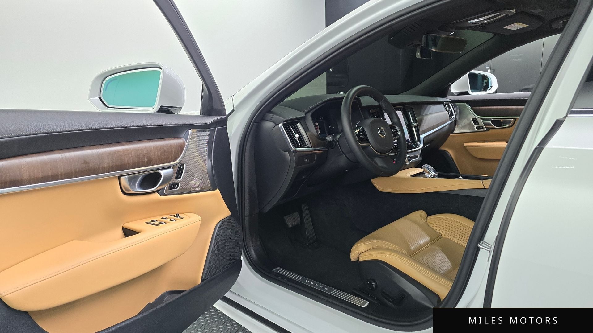 Volvo S90 2023 — миниатюра 10