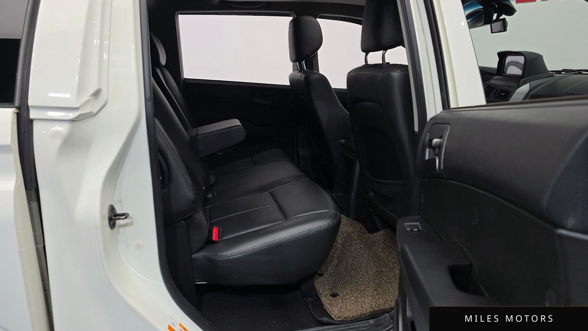 KG Mobility KORANDO 2015 — миниатюра 12