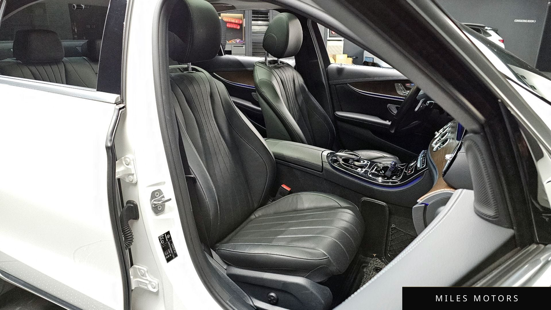 Mercedes-Benz E-Class W213 2017 — миниатюра 10