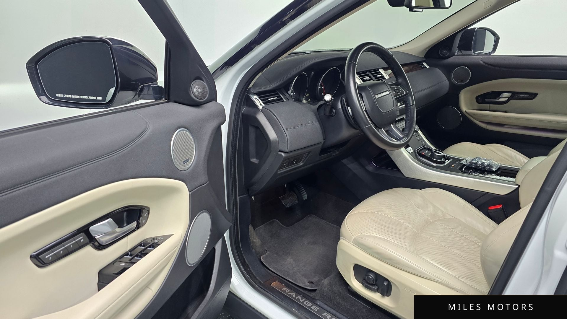 Land Rover Range Rover Evoque 2018 — миниатюра 11