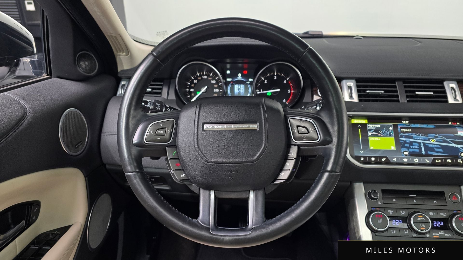 Land Rover Range Rover Evoque 2018 — миниатюра 13