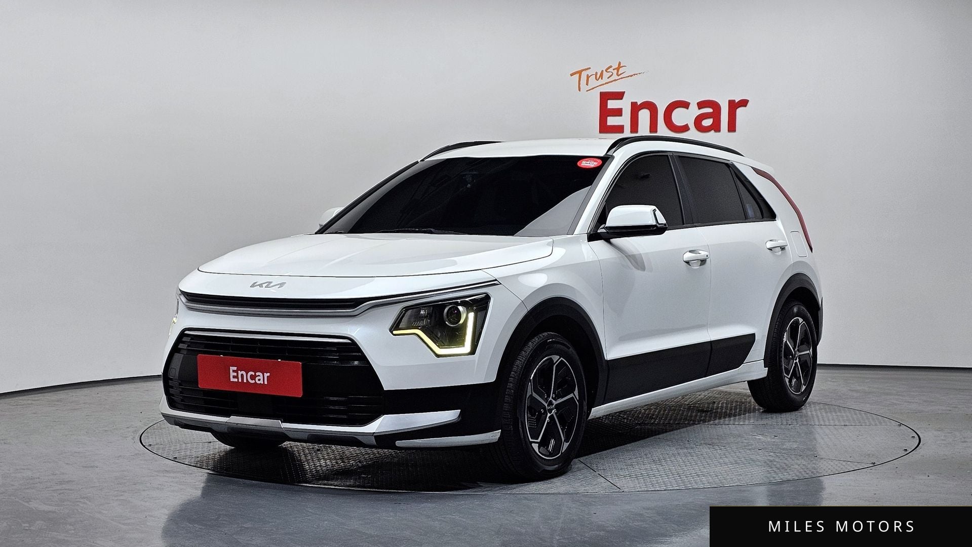 Kia Niro 2022 — фото 1 из 12