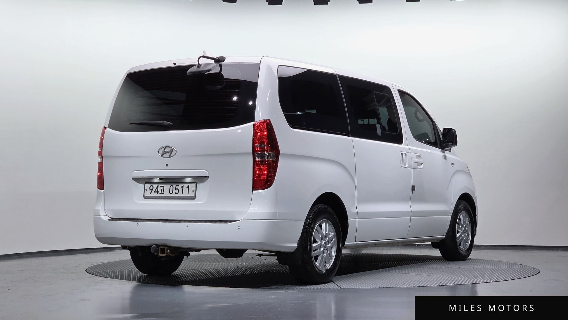 Hyundai Starex 2019 — миниатюра 2