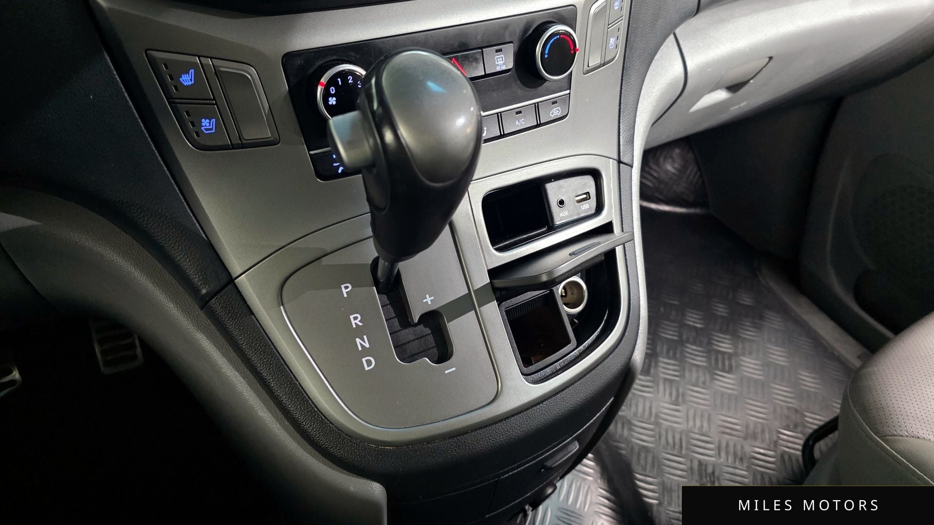 Hyundai Starex 2019 — миниатюра 9