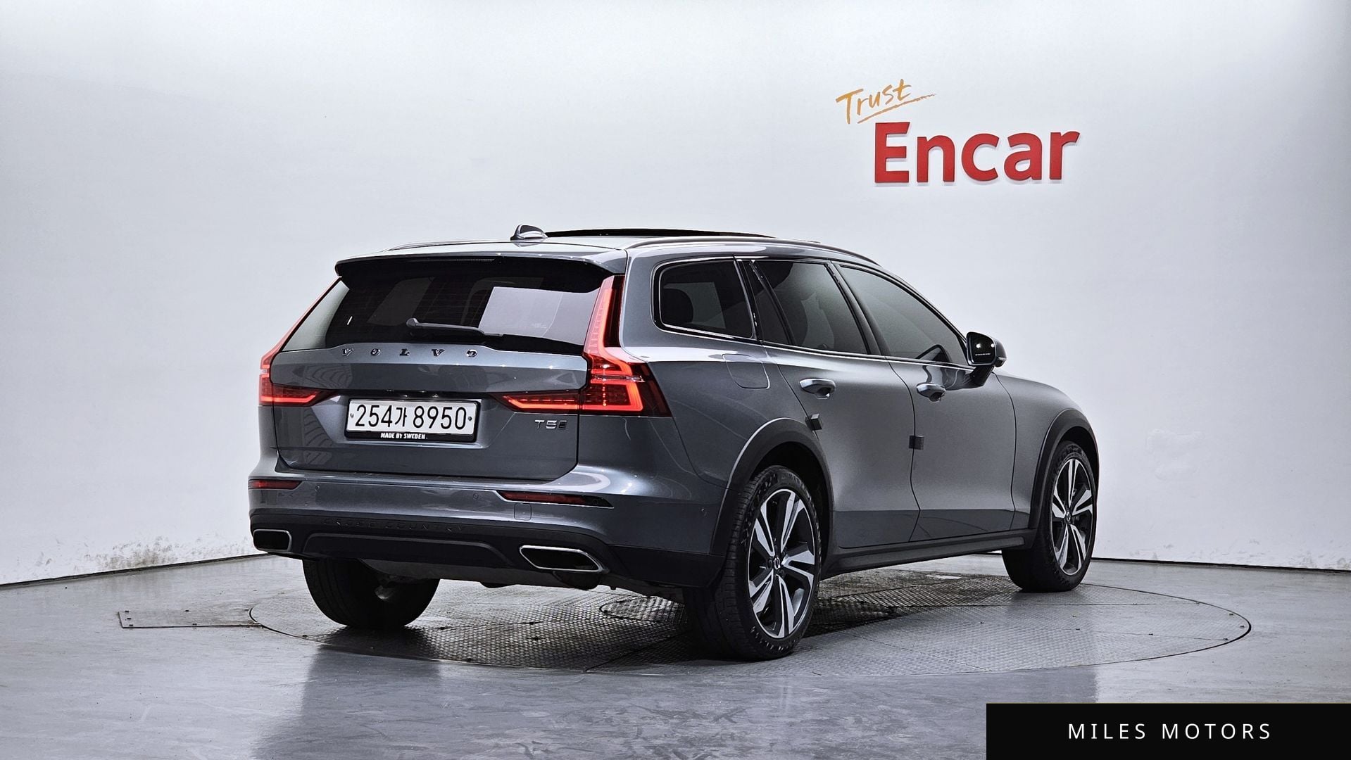 Volvo V60 2020 — миниатюра 2
