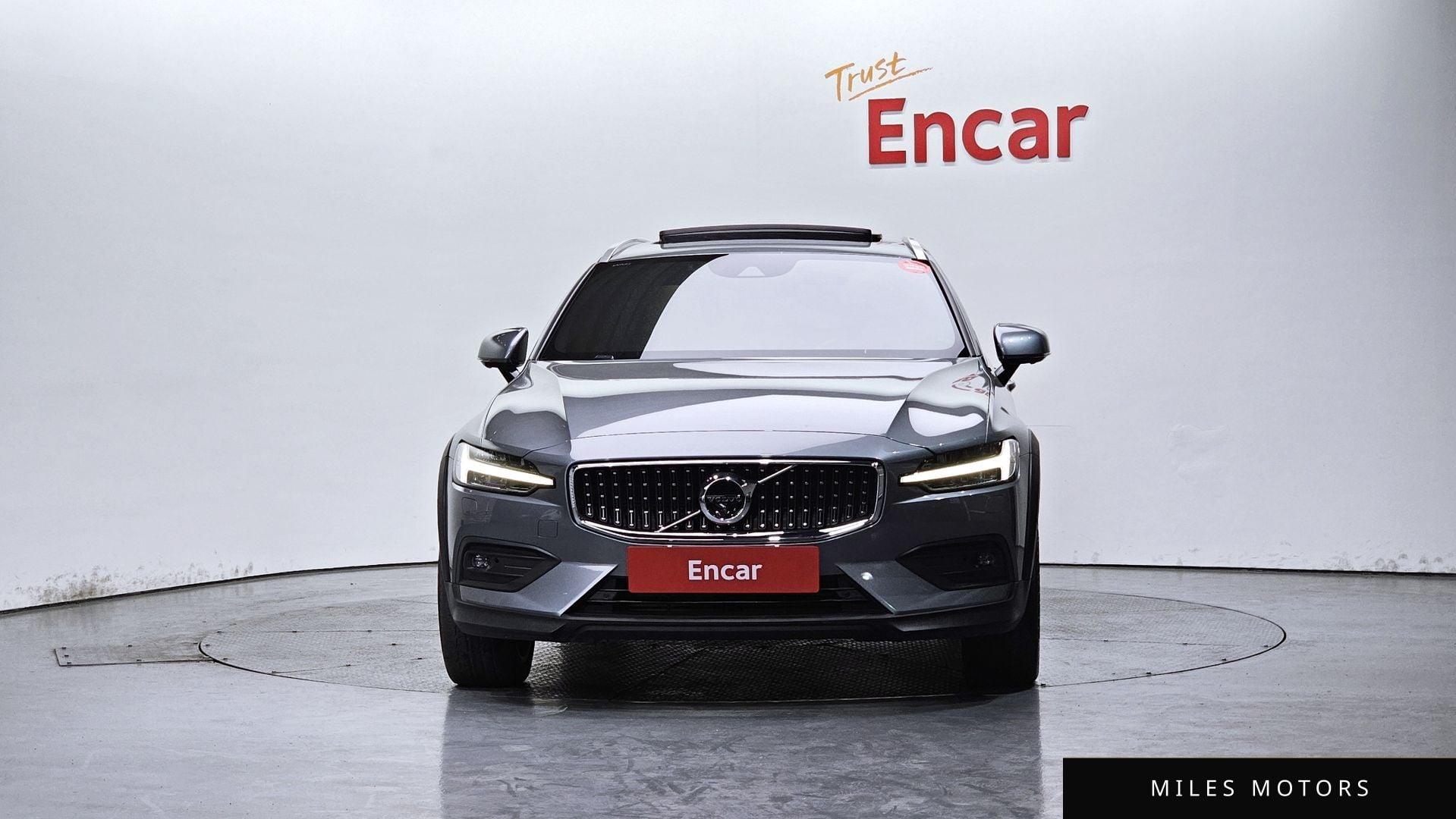 Volvo V60 2020 — миниатюра 3