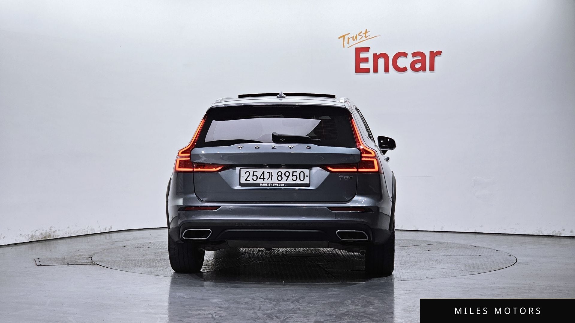 Volvo V60 2020 — миниатюра 4